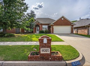 18205 Willow Oak Ln, Edmond, OK 73012