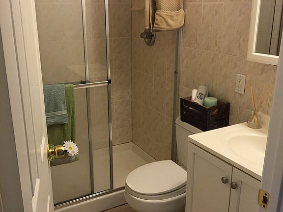 4th image of 716 Clarinada Ave #Downstairs