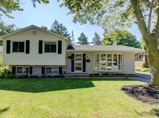 61 Windsor St, Guelph, ON N1E3N3