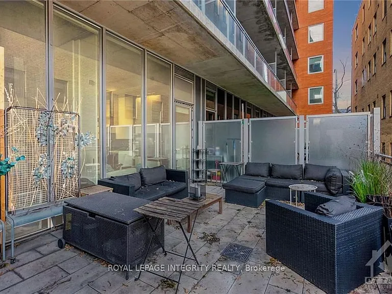 340 McLeod St #113 — Photo 17