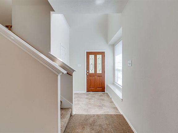 4th image of 38 Whitekirk Pl