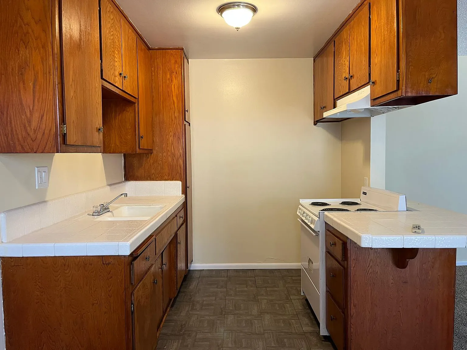 11065 Imperial Hwy — Photo 4