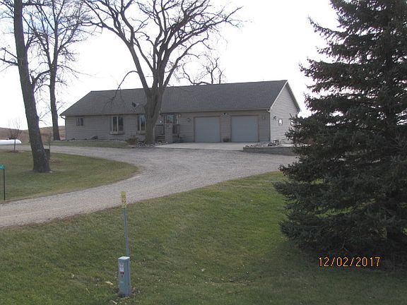 3rd image of 1845 160th St