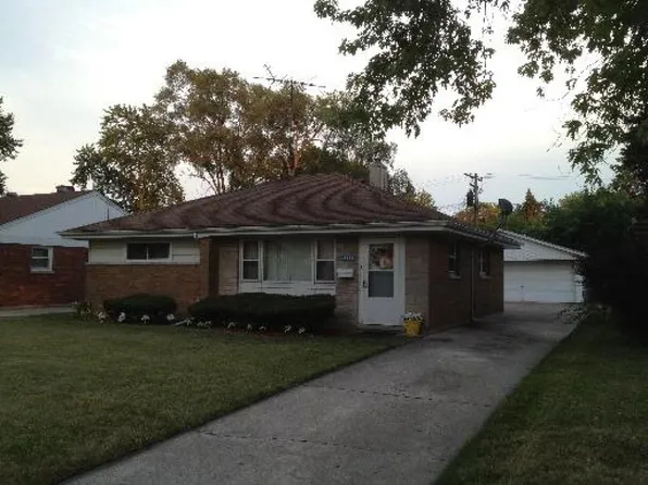 15535 Rose Dr, South Holland, IL 60473