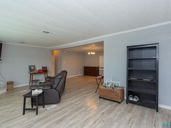 5th image of 2624 West Ave