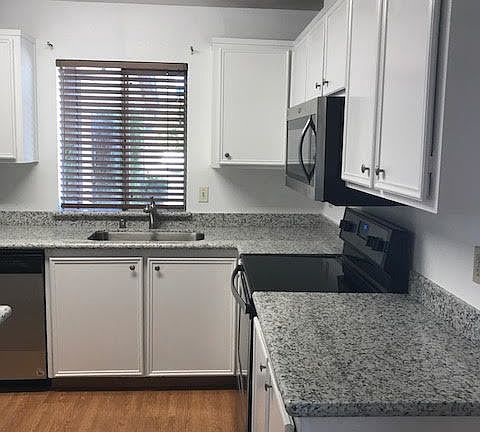 3rd image of 5344 Wisteria Way