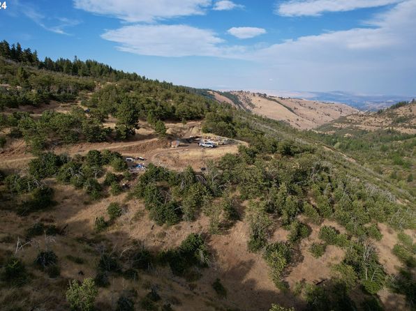 8800 Upper Mill Creek Rd, The Dalles, OR 97058