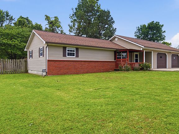 2nd image of 109 Circle Drive