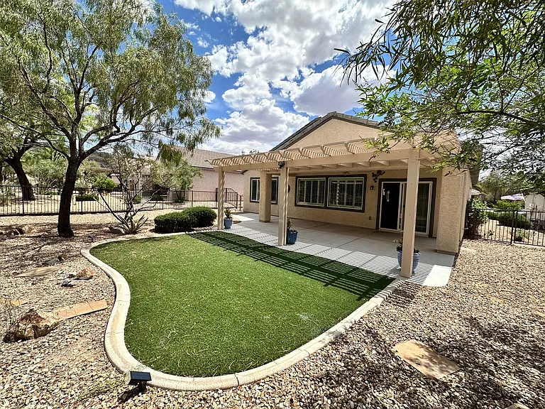 2266 Jada Dr — Photo 22