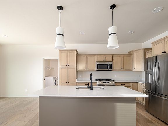 5th image of 5912 Vintage Birch Way