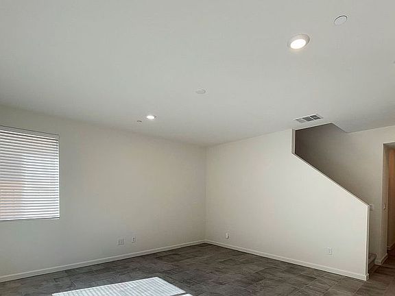 5th image of 1473 Coral St
