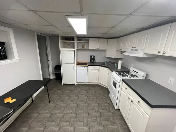 (undisclosed Address), Somerville, MA 02144