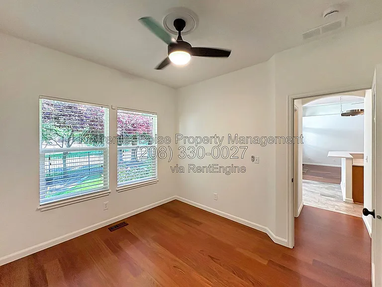 650 E Whitney Ct — Photo 12