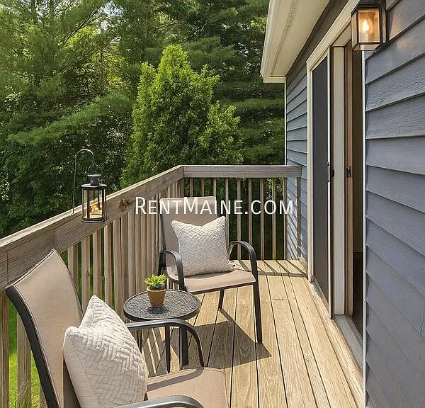 10 Hartley St #7 — Photo 21