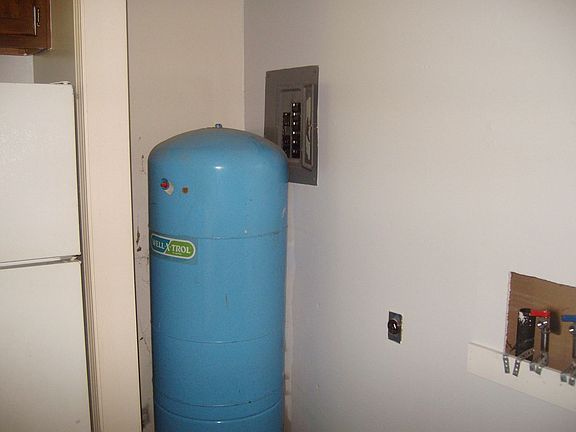 3rd image of 12890 County Road 5030 APT 3