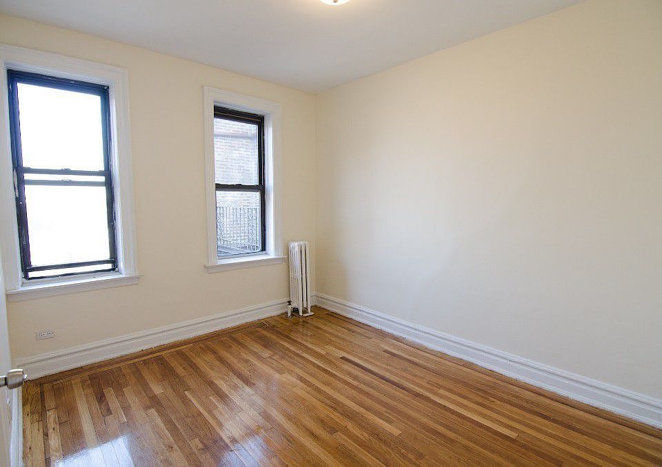 2nd image of 3252 33rd St APT F3