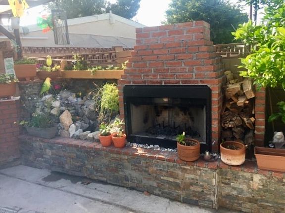 3rd image of 27508 Walnut Springs Ave