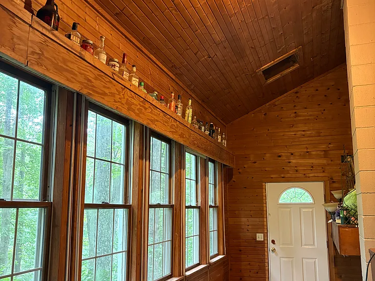 454 Briarwood Ln — Photo 9