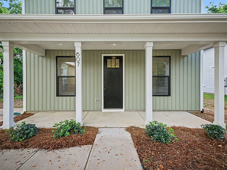607 Legrand St — Photo 3