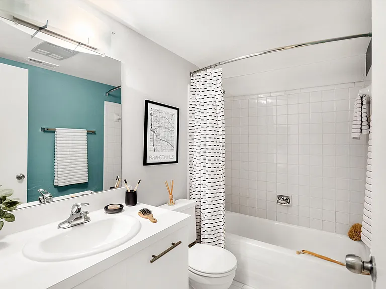 Fairmont Park Apartments — Photo 27