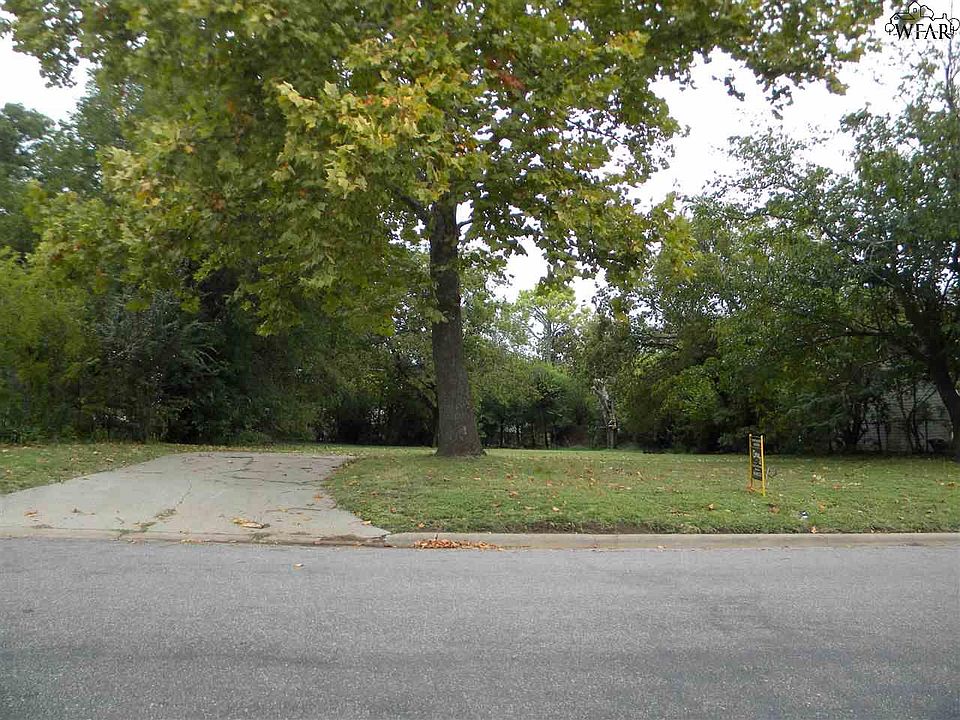 1st image of 603 Sycamore Dr