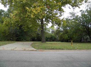 603 Sycamore Dr, Burkburnett, TX 76354
