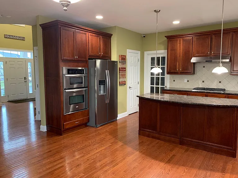 7385 Green Hill Dr — Photo 8