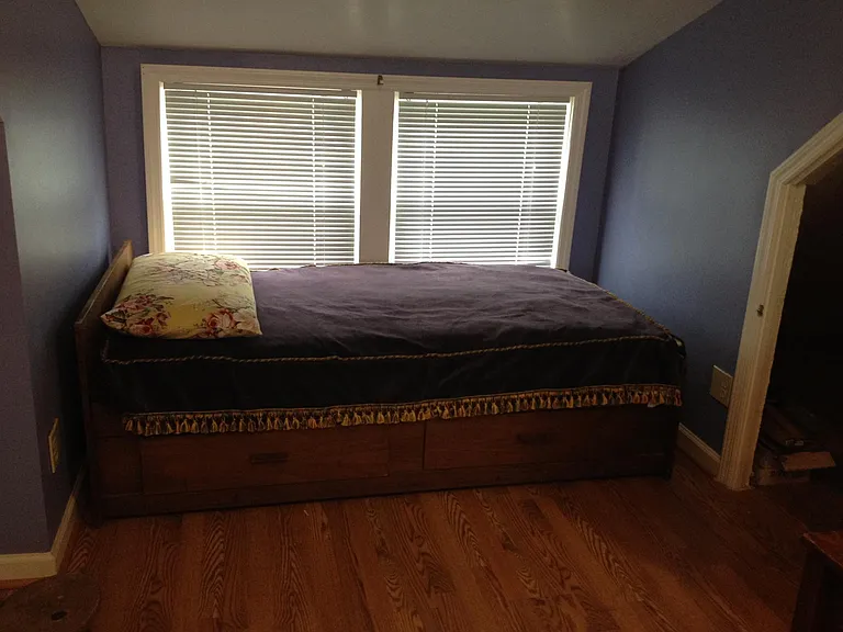 219 Howard St — Photo 12