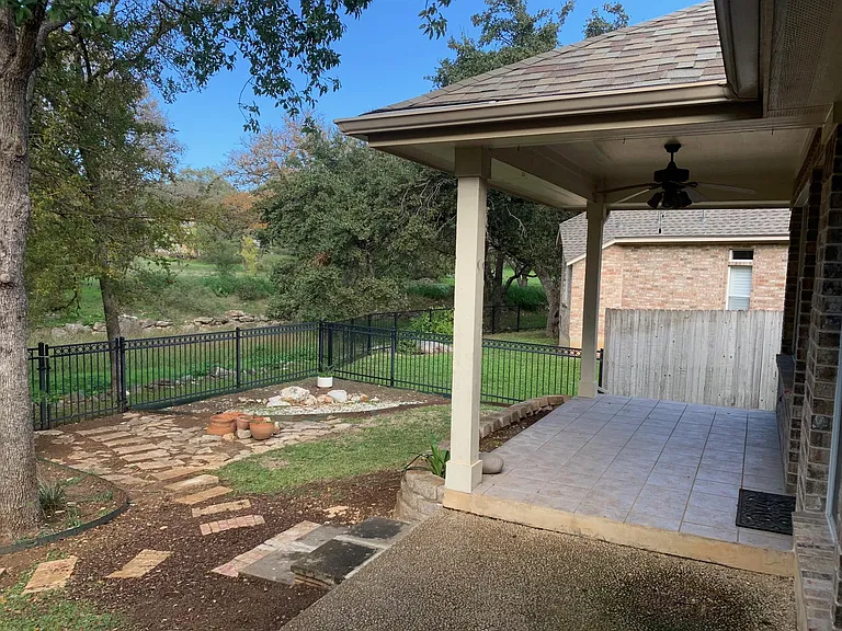 137 Antler Cir — Photo 16
