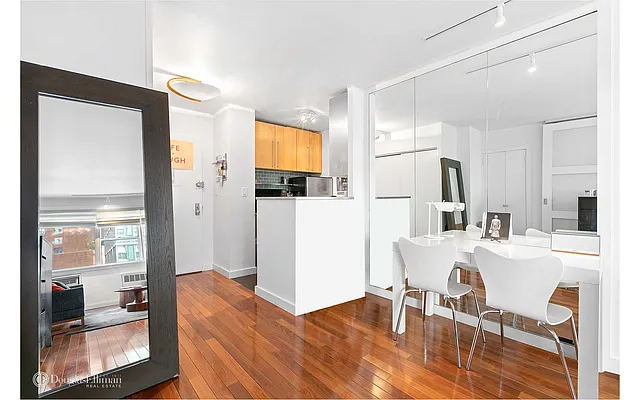 Sold by Douglas Elliman | media 15