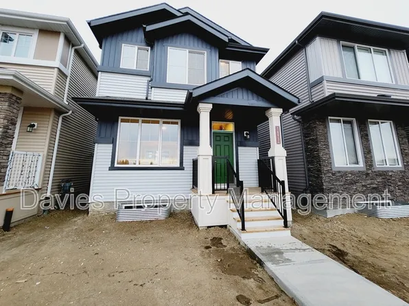1693 Cavanagh Blvd SW, Edmonton, AB T6W 4S6