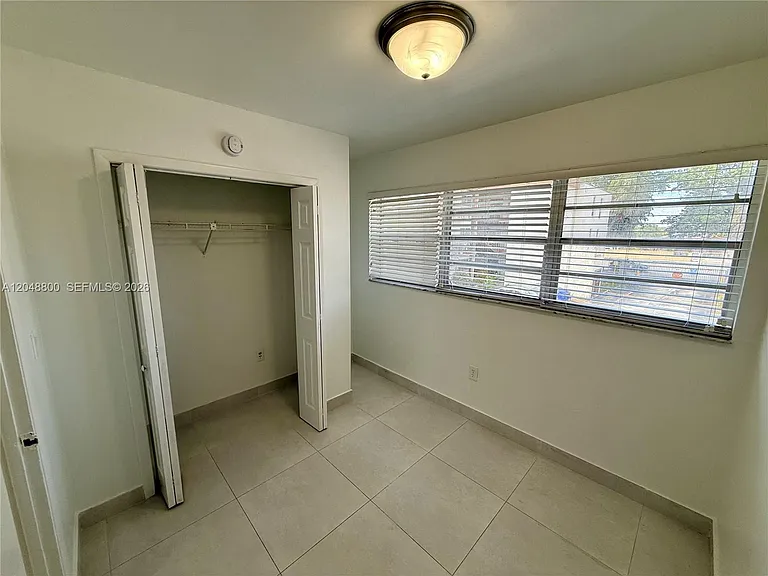 20 SW 108th Ave #F7 — Photo 14