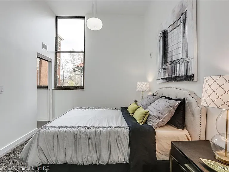 1454 Townsend St #205 — Photo 21