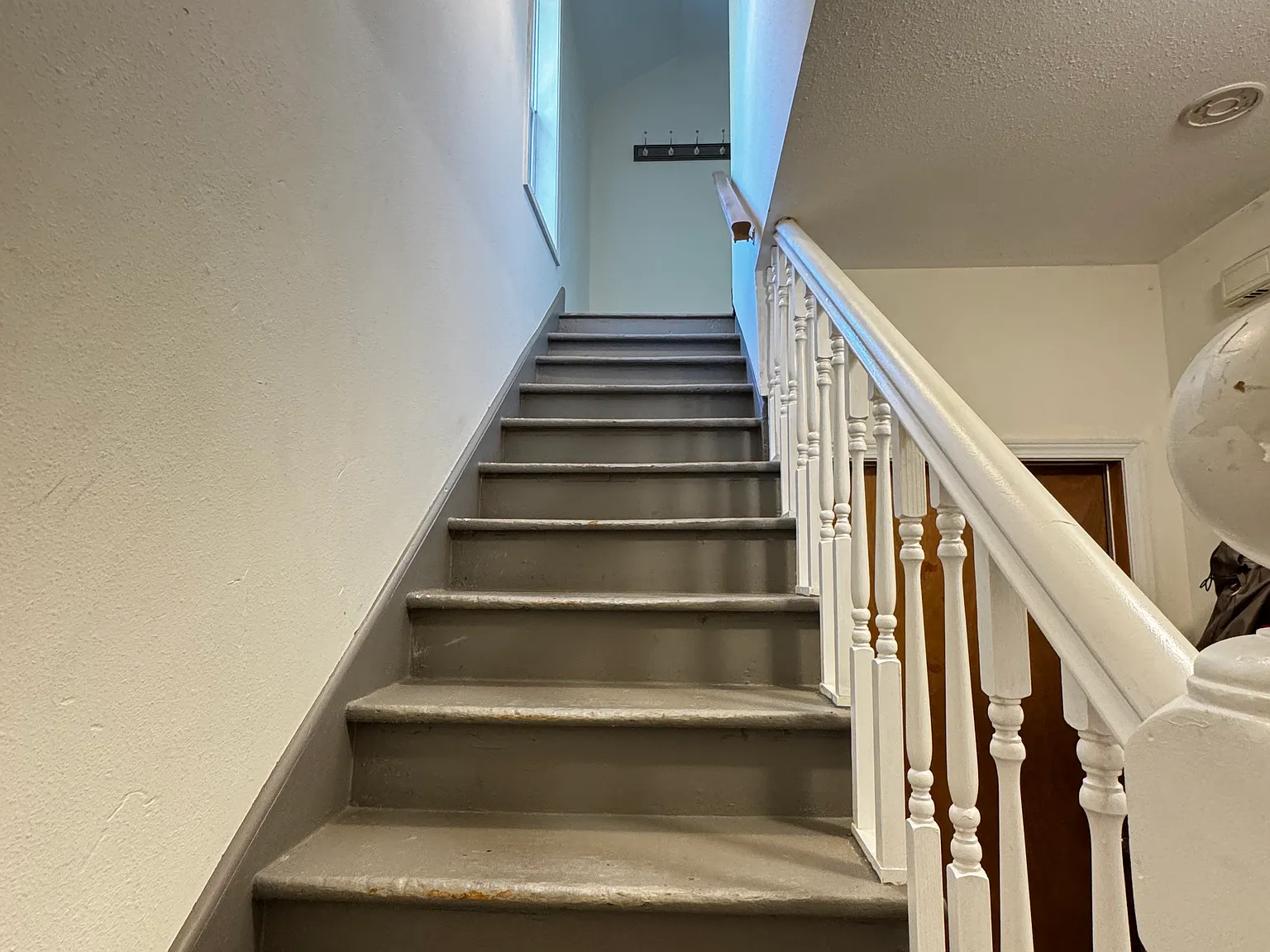 2 bed, 850 sqft, $1,900 — Photo 4