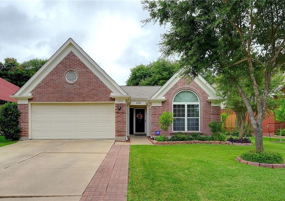 1st image of 1104 Briargate Dr