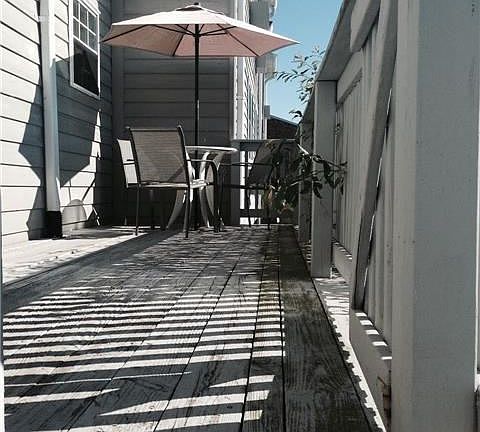 3rd image of 116 Fairharbor Drive