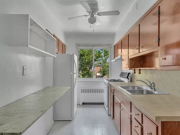 4th image of 141-16 Jewel Ave #1FAM