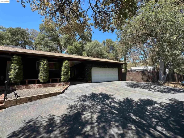 20466 Brook Dr, Sonora, CA 95370