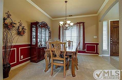 5th image of 441 Huntington Dr