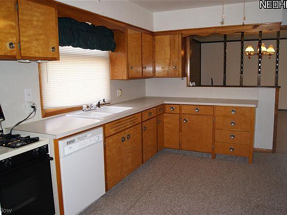 2nd image of 15241 Old Lincoln Way
