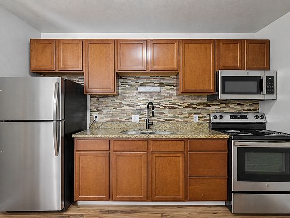 3rd image of 3341 E Fountain Blvd #7eb54470f