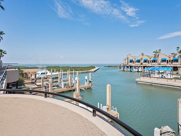 4th image of 429 Padre Blvd #34