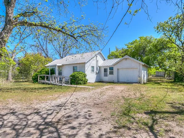 311 W 40th St, San Angelo, TX 76903