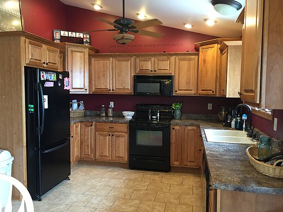 4th image of 105 Claret Knoll Ave