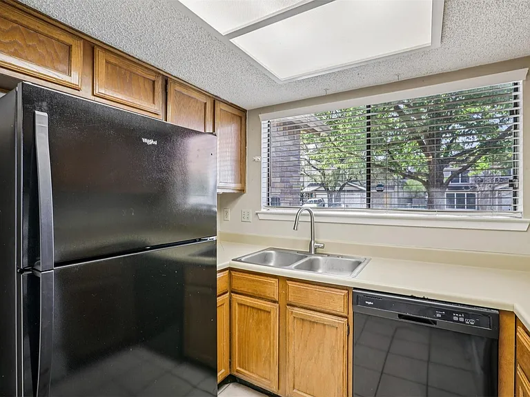 13355 Water Oak Ln #B — Photo 5