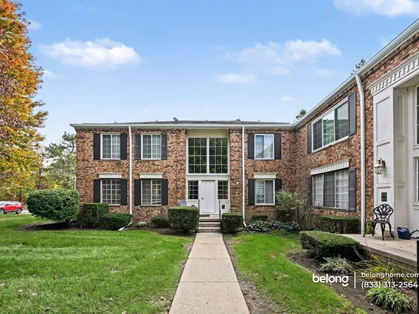 625 E Fox Hills Dr, Bloomfield Hills, MI 48304