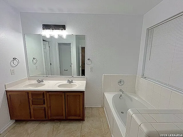 2119 Mobeetie Trl — Photo 17
