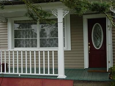 2nd image of 423 S Sams St