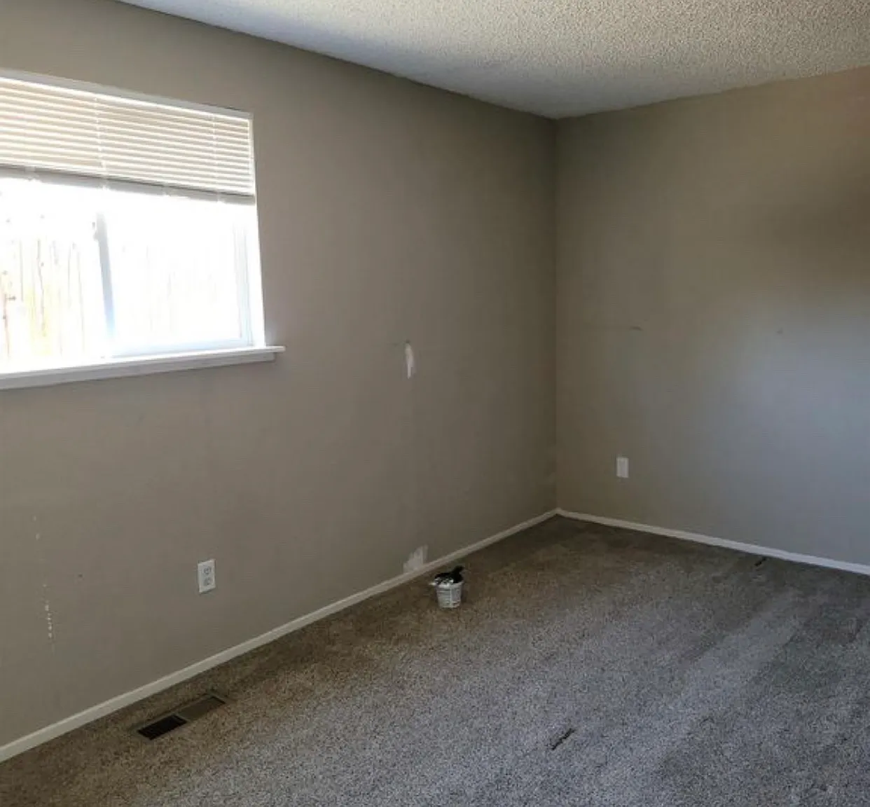 15030 Perlite Dr — Photo 2
