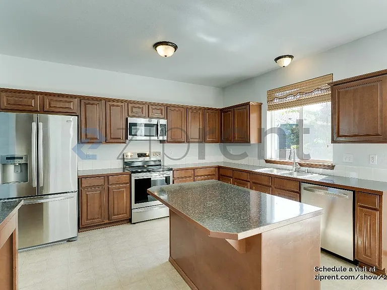 2812 67th Ct SE — Photo 9